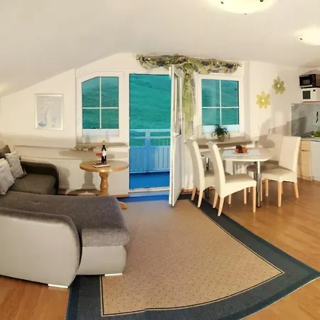 Vier Jahreszeiten Apartment